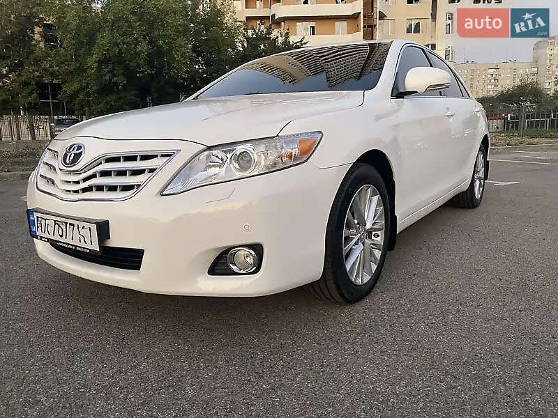 Toyota Camry 2011