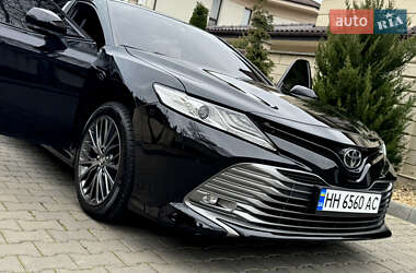 Седан Toyota Camry 2017 в 