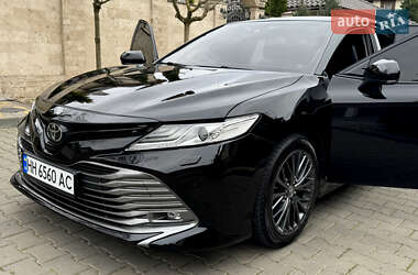 Седан Toyota Camry 2017 в 