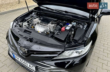 Седан Toyota Camry 2017 в 
