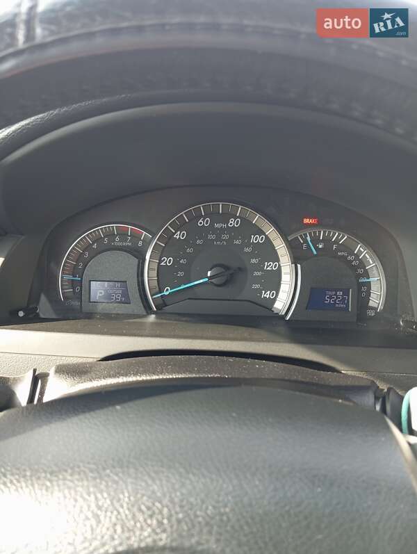 Седан Toyota Camry 2013 в Богуславі