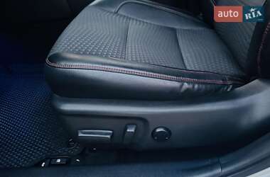 Седан Toyota Camry 2014 в 
