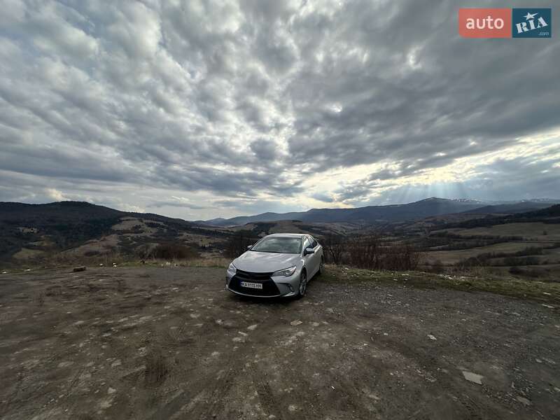 Седан Toyota Camry 2014 в Києві