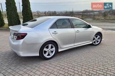 Седан Toyota Camry 2012 в Львові