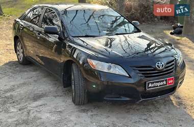Седан Toyota Camry 2006 в 