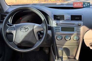 Седан Toyota Camry 2006 в 