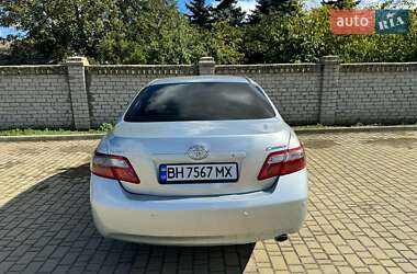 Седан Toyota Camry 2007 в 
