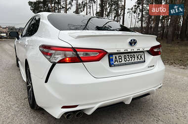 Седан Toyota Camry 2020 в 