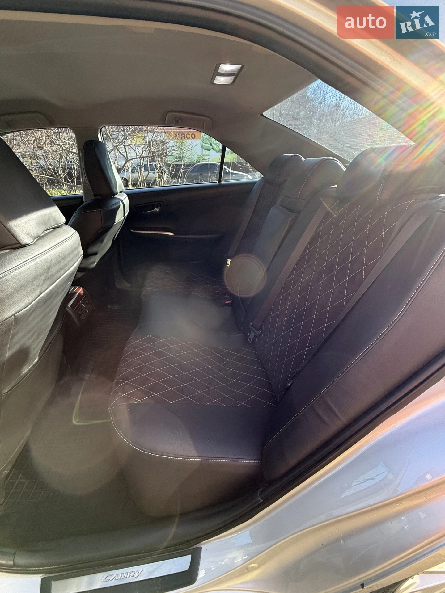 2011 Toyota Camry - мініатюра 18