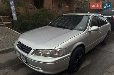 Седан Toyota Camry 2000 в Черноморске