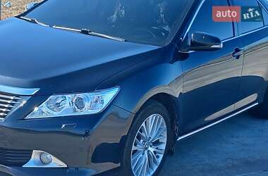 Седан Toyota Camry 2012 в 
