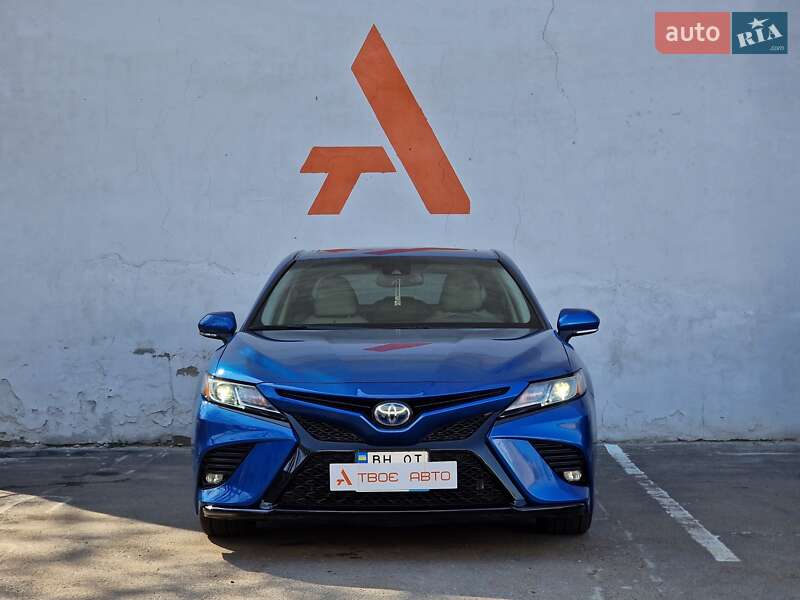 Седан Toyota Camry 2019 в Одесі