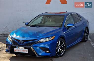 Седан Toyota Camry 2019 в Одесі