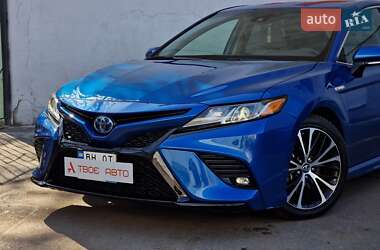 Седан Toyota Camry 2019 в Одесі