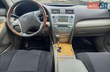 Седан Toyota Camry 2006 в 