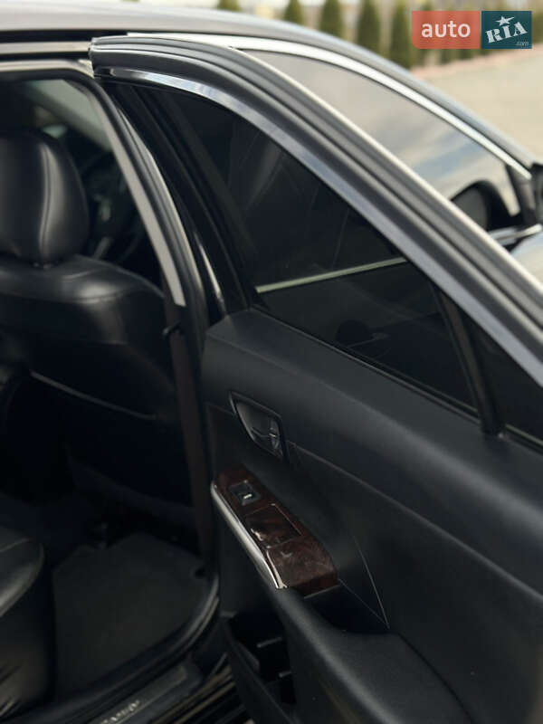 Седан Toyota Camry 2014 в Коростышеве