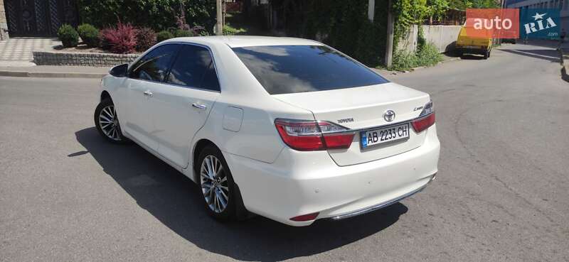 Седан Toyota Camry 2017 в Вінниці