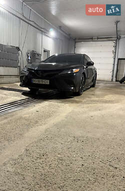 Седан Toyota Camry 2020 в 