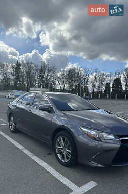 Седан Toyota Camry 2015 в 