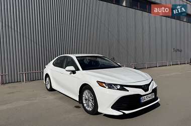 Седан Toyota Camry 2020 в 