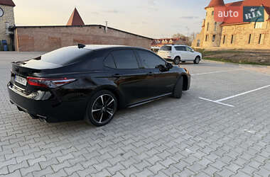 Седан Toyota Camry 2020 в 