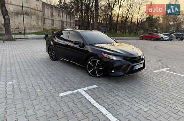 Седан Toyota Camry 2020 в 