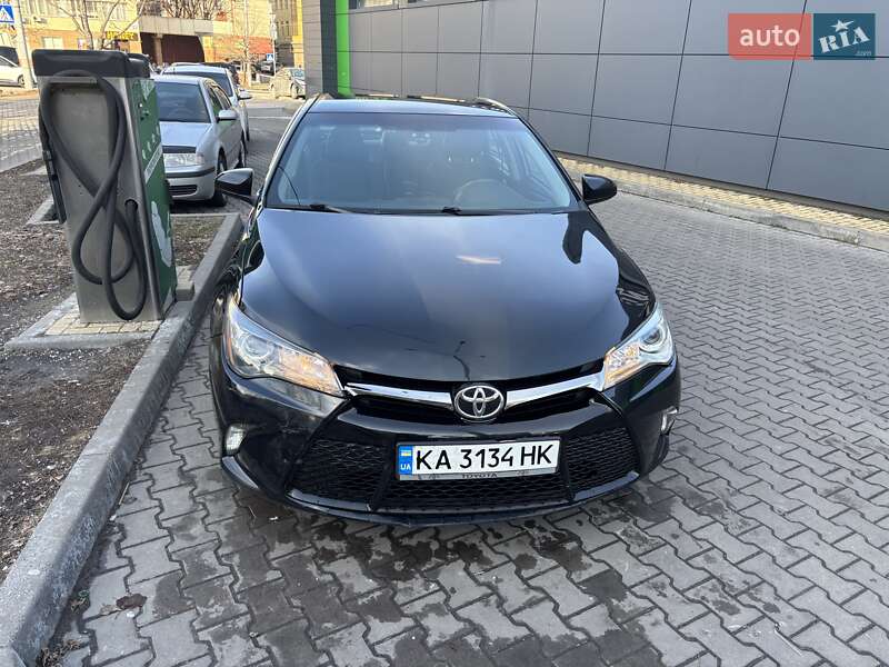 Седан Toyota Camry 2016 в Києві фото 6 Седан Toyota Camry 2016 в Києві