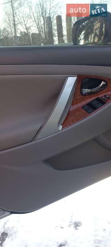Седан Toyota Camry 2008 в Полтаве