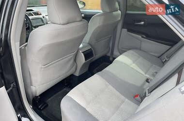 Седан Toyota Camry 2012 в 