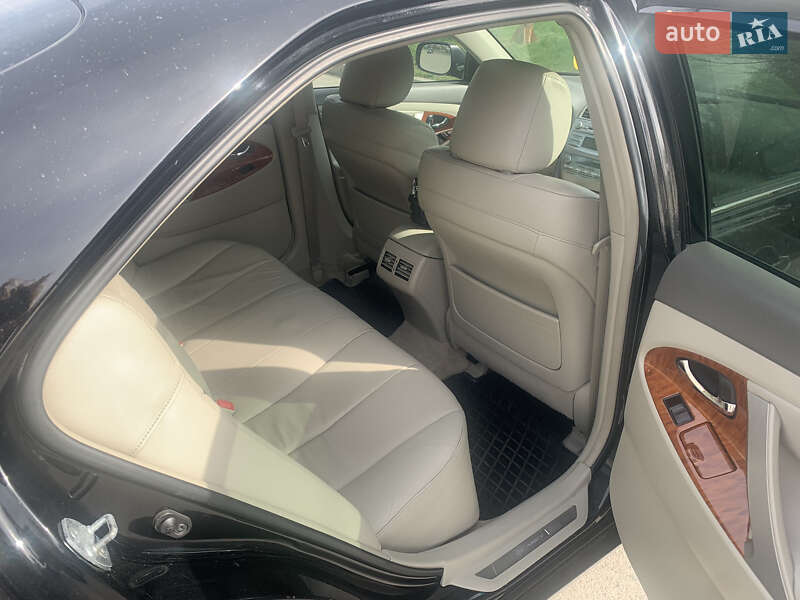 Седан Toyota Camry 2007 в Умані