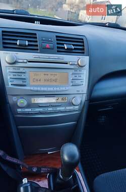 Седан Toyota Camry 2009 в 