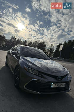 Седан Toyota Camry 2021 в 
