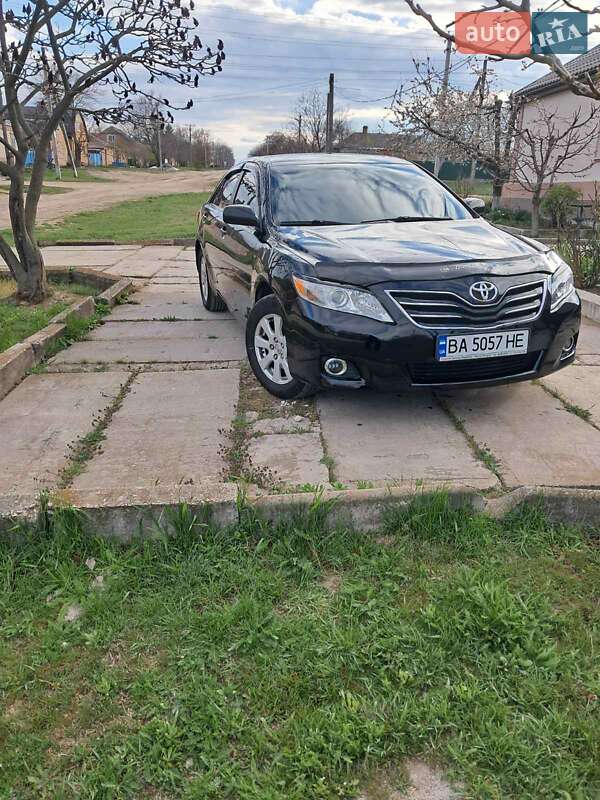 Седан Toyota Camry 2008 в Бобринці