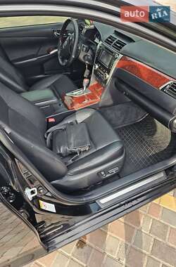 Седан Toyota Camry 2012 в 