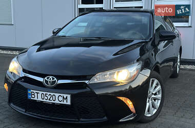 Седан Toyota Camry 2015 в 