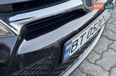 Седан Toyota Camry 2015 в 