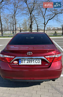 Седан Toyota Camry 2016 в 