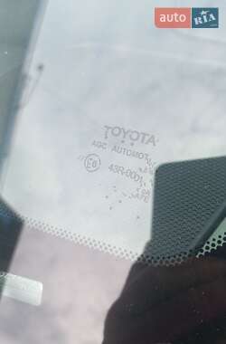 Седан Toyota Camry 2014 в 
