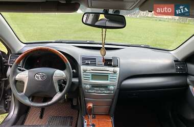 Седан Toyota Camry 2007 в 