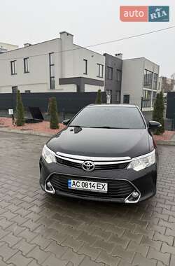 Седан Toyota Camry 2017 в 