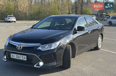Седан Toyota Camry 2014 в 