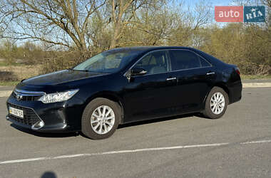 Седан Toyota Camry 2014 в 