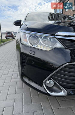 Седан Toyota Camry 2014 в 