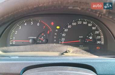 Седан Toyota Camry 2003 в 