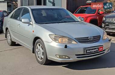 Седан Toyota Camry 2003 в 