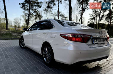 Седан Toyota Camry 2016 в 