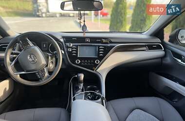 Седан Toyota Camry 2018 в 