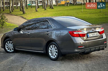 Седан Toyota Camry 2012 в 