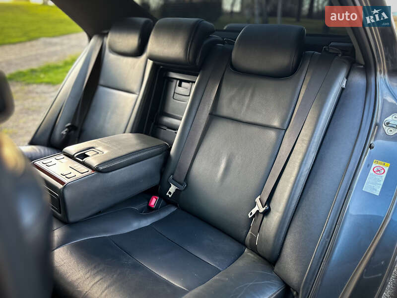 Седан Toyota Camry 2012 в Хмельницькому