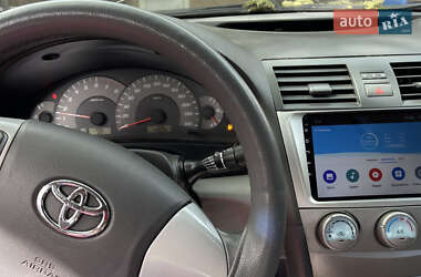 Седан Toyota Camry 2007 в 